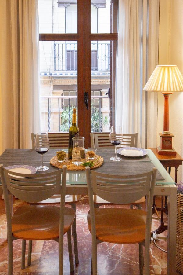 Ispal Apartment & Parking Seville Historic Center Vutse06601 Dış mekan fotoğraf