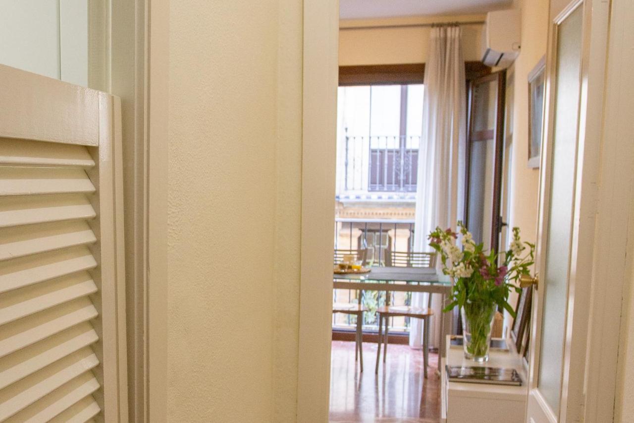 Ispal Apartment & Parking Seville Historic Center Vutse06601 Dış mekan fotoğraf