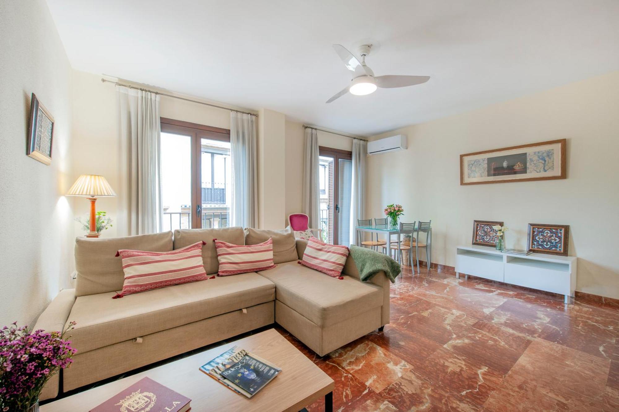Ispal Apartment & Parking Seville Historic Center Vutse06601 Dış mekan fotoğraf