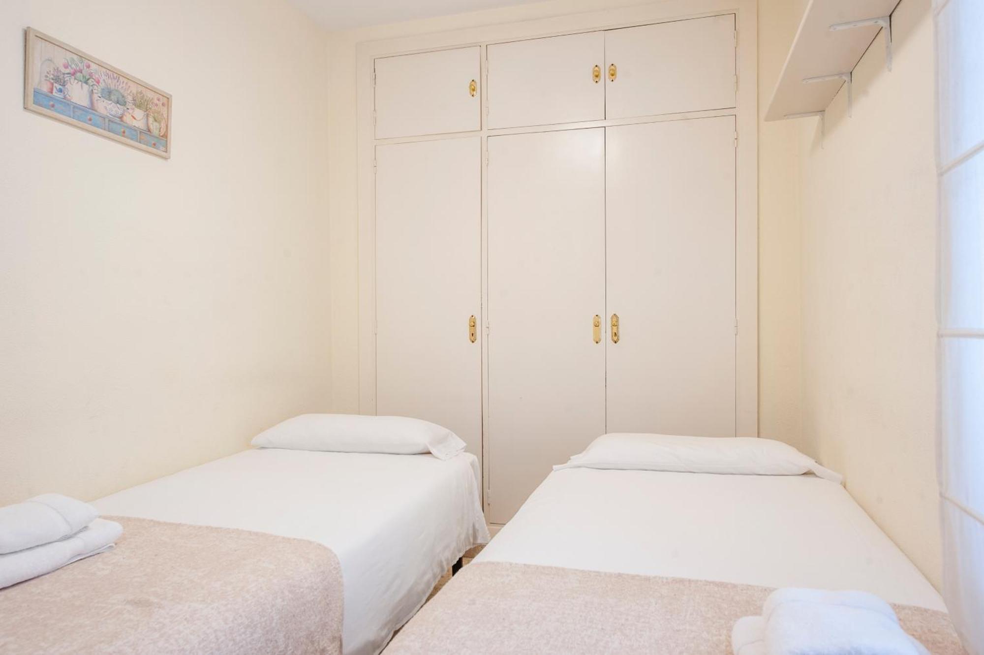 Ispal Apartment & Parking Seville Historic Center Vutse06601 Dış mekan fotoğraf